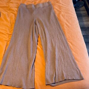 Ribbed Wide-Leg knit Pants